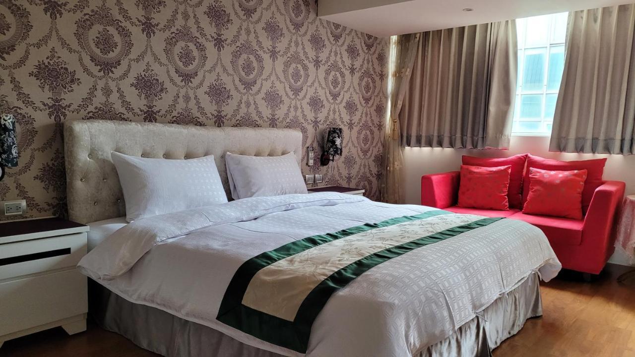 Left Bank 121 Hotel Tainan Luaran gambar