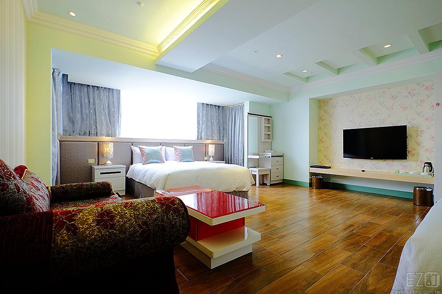 Left Bank 121 Hotel Tainan Luaran gambar