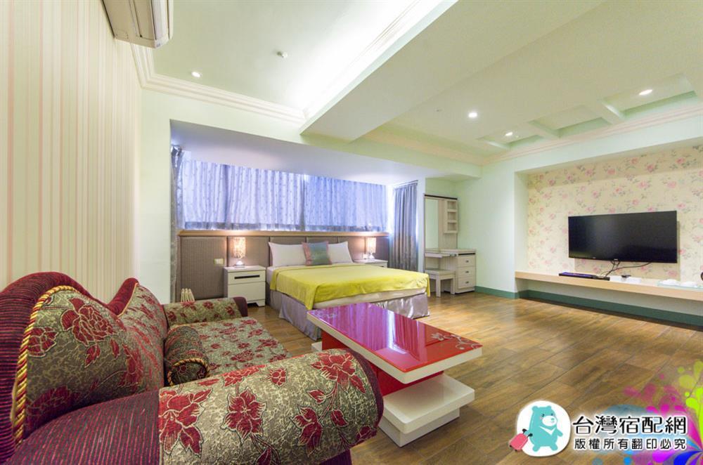 Left Bank 121 Hotel Tainan Luaran gambar